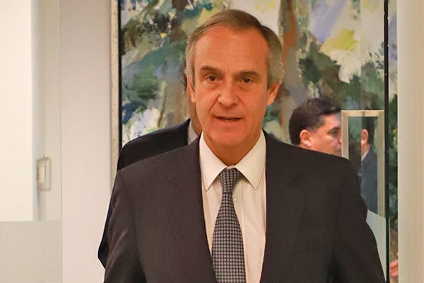 Empresarios se sinceran en las memorias | Gazitúa: "Confiamos en la vocación de acuerdo por parte de las dirigencias políticas"