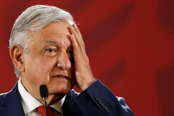 <p>S&P rebaja calificación soberana de México a "BBB" con perspectiva negativa</p>