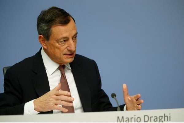 Draghi llama al Estado a actuar “contra shocks de los que el sector privado no es responsable y no puede absorber"