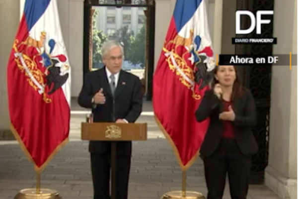 Ahora en DF: Presidente Piñera anuncia veto a la ley sobre el pago del permiso de circulación