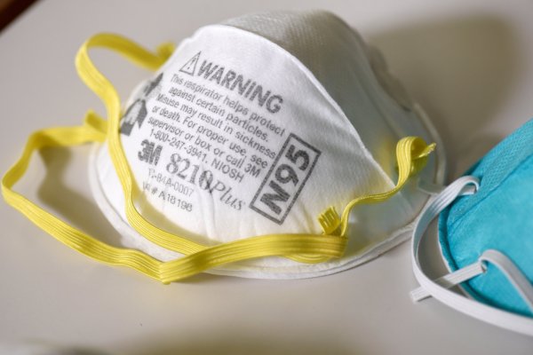 Fin a la disputa: EEUU y 3M logran acuerdo para importar 116,5 millones de mascarillas adicionales en los próximos tres meses