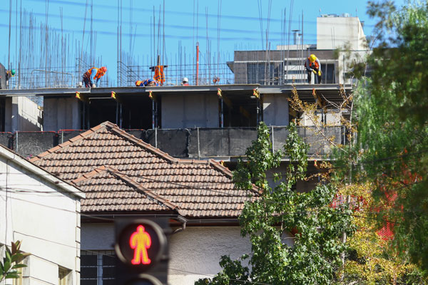 Moller retoma construcción de nueve obras y empresas analizan las opciones