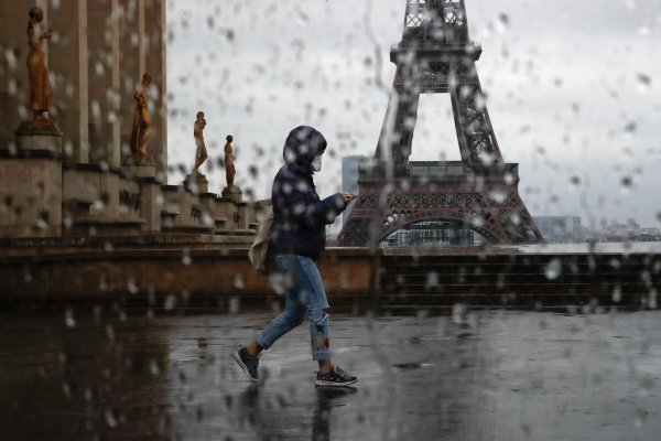 Coronavirus sigue golpeando a Francia: PIB del primer trimestre cae a mínimos desde la Segunda Guerra Mundial
