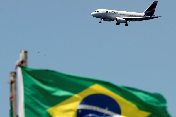 Negociaciones de ayuda financiera entre Latam Airlines y Bndes de Brasil se habrían estancado