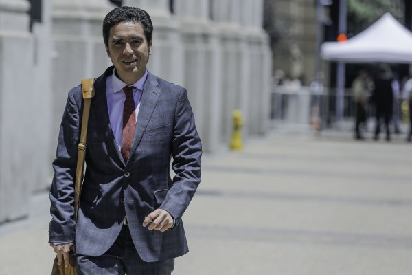 Briones confirma que siguen analizando opciones para ir en ayuda de grandes empresas
