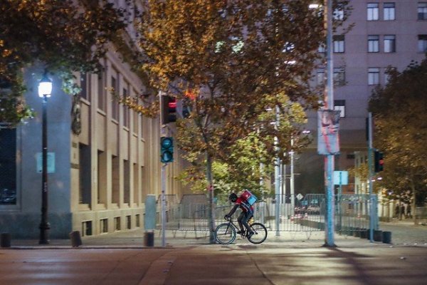 La Región Metropolitana registra hoy el el 95% de nuevos casos de Covid-19 en Chile. Foto: Agencia Uno