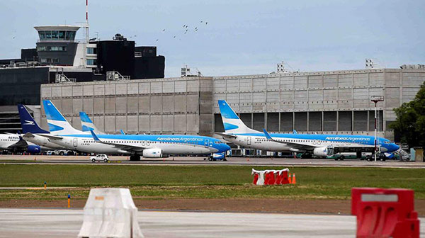 Argentina cancela vuelos dentro y fuera del país hasta septiembre