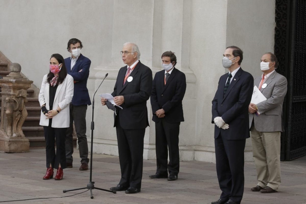<p>CMPC apadrinará a nueve hogares del Sename con elementos de higiene y prevenció</p>