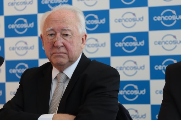 Horst Paulmann: "Hoy Cencosud es otra y van a haber muchos cambios más"
