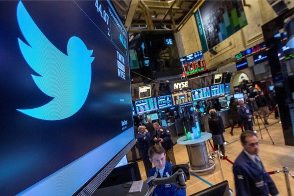 Twitter no proporcionó su habitual proyección de ingresos para el trimestre en curso. (Foto: Reuters)