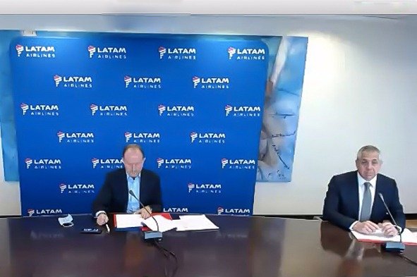 Latam difiere inversiones por US$ 900 millones y junta acuerda repartir un dividendo por US$ 57 millones