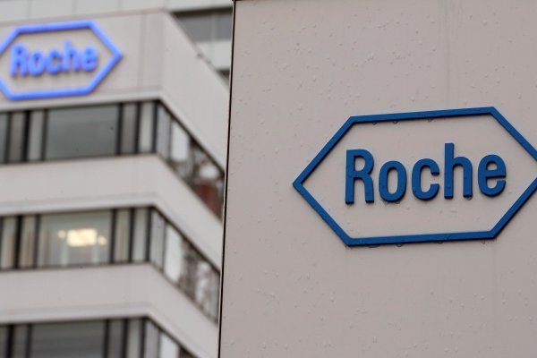 Roche dijo que su prueba de anticuerpos tiene una tasa de especificidad superior al 99,8% y una sensibilidad del 100%. Foto: Reuters.