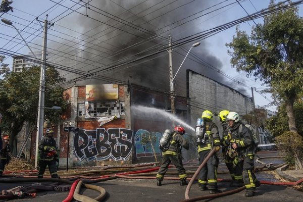 Gobierno y Bomberos logran principio de acuerdo para atenuar recorte presupuestario