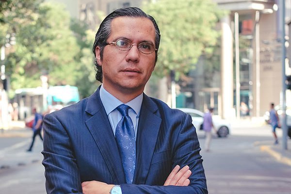 Tomás Jordán: “Europa suscribió sus constituciones en plena crisis de la Segunda Guerra Mundial”
