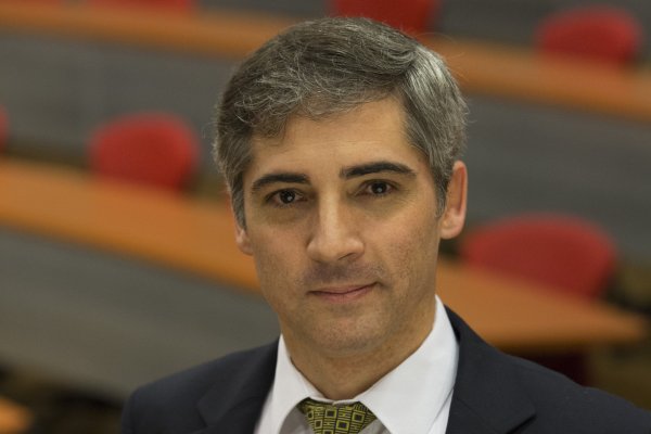 DF Mirada ESE Business School | Cuánto y dónde bajar costos en tiempos adversos