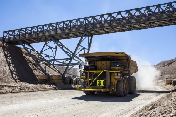 Codelco mantiene producción y ventas según plan pese a emergencia sanitaria