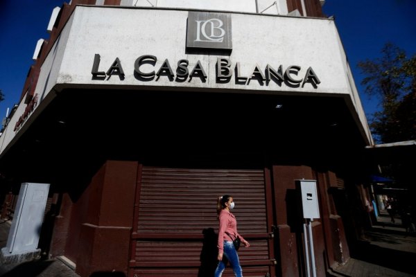 La Casa Blanca tenía sucursales en calle Puente, Providencia, Luis Pasteur y Mall Plaza Vespucio.