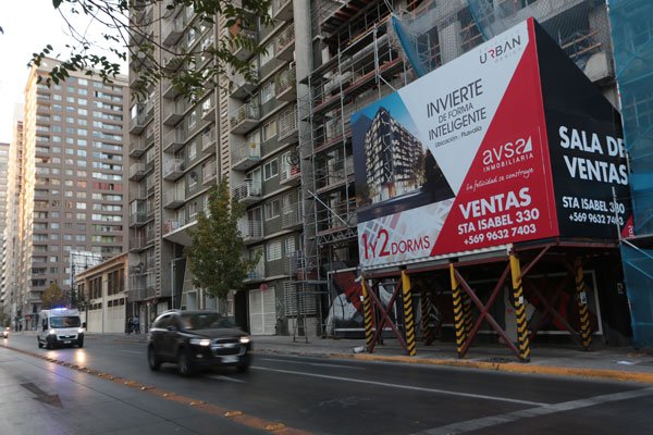 Demanda por viviendas en la comuna de Santiago se desploma 55% el primer trimestre