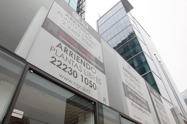 Reestructuración de oficinas o cambio a nuevas instalaciones permitiría ahorro de hasta 30%