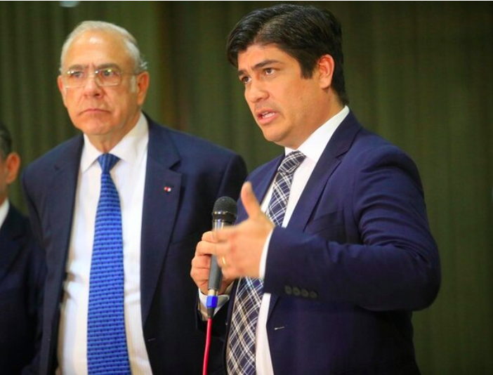 <p>La Nación, Costa Rica</p>
