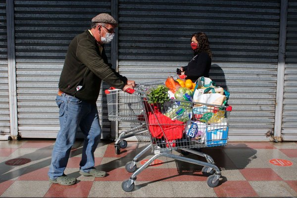 Valor de canasta básica de alimentos duplicó en abril la inflación total
