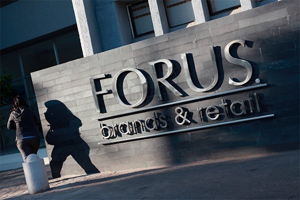 <p>Forus ve caer 95% sus utilidades pero destaca que es una firma “con caja, sin deuda”</p>