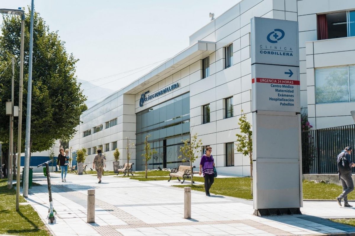 <p>Nueva Clínica Cordillera aumentará dotación de camas UCI para hacer frente al avance de la crisis sanitaria</p>