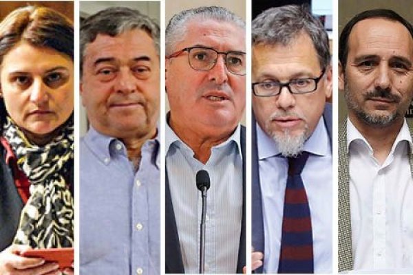 Sofía Cid, Diputada RN; Juan A. Coloma, Senador UDI; Jorge Pizarro, Senador DC; Ricardo Lagos W., Senador PPD; Daniel Nuñez, Diputado PC.