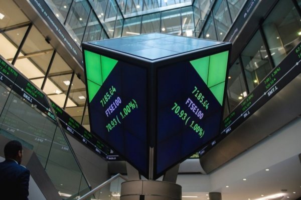 <p>Wall Street se suma a entusiasmo bursátil internacional tras reporte laboral en EEUU</p>