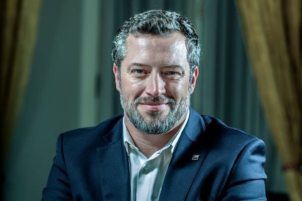 Los desafíos que tendrá Sebastián Sichel al mando de BancoEstado en medio de la crisis económica