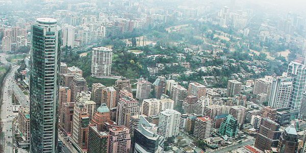 Colombia activará mañana plan piloto de apertura de centros comerciales