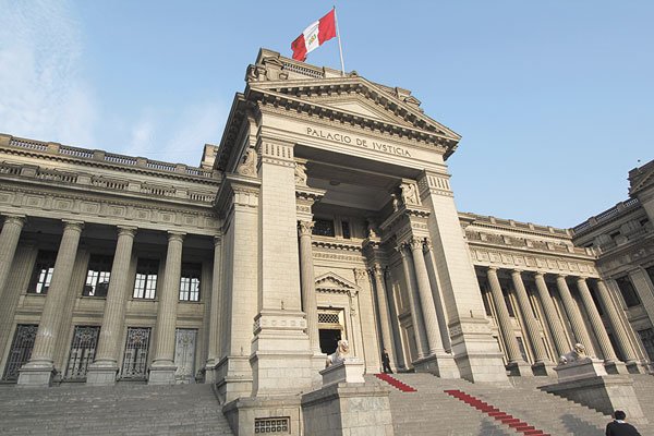 Gobierno de Perú se hace eco de inquietud de países extranjeros por impacto de ley que suspende peajes