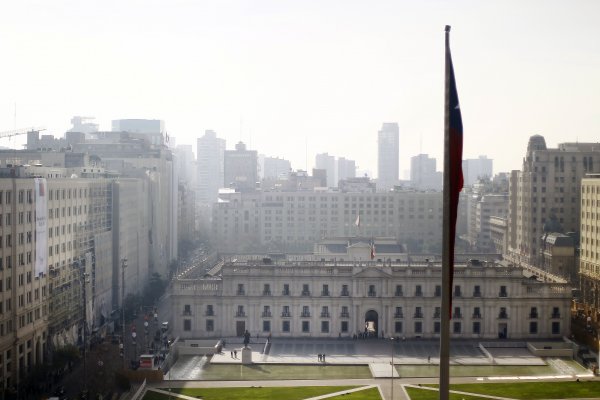 Oposición pide al gobierno anticipar envío de nuevo proyecto de Ingreso de Emergencia