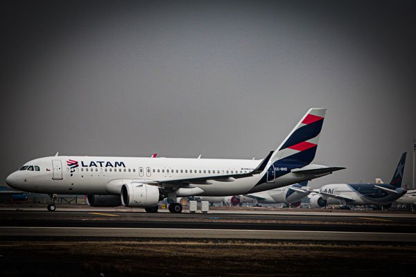 Latam propuso contratar a LarrainVial para atraer inversionistas para la reorganización