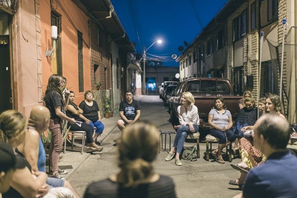 Escuela de la Experiencia, se llam a este proyecto académico que busca combatir la desconexión de los jóvenes con sus realidades más cercanas. Foto: Agencia Uno