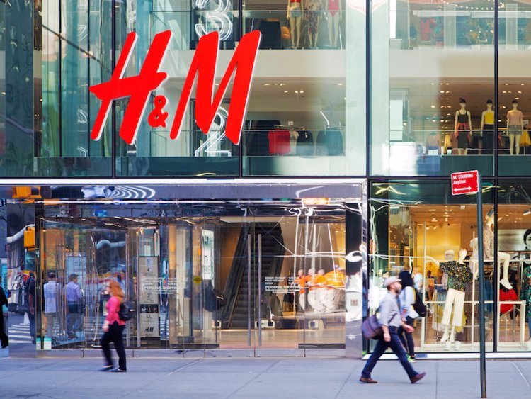 <p>H&M reporta una histórica caída en sus ventas, pero ve la luz al final del túnel</p>