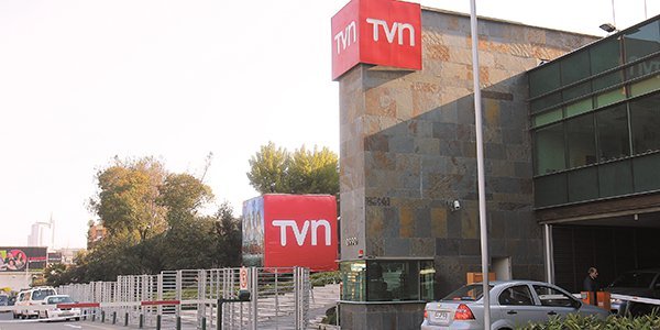Trabajadores de TVN rechazan venta del edificio del canal
