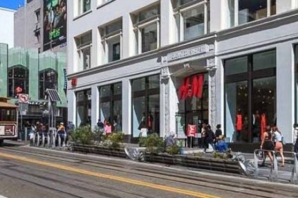 Dueño de Zara demanda a H&M por impago de arriendos | Diario Financiero - Diario Financiero