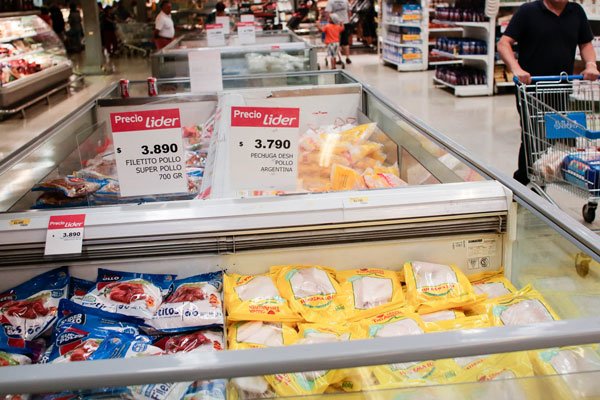 Caso en la venta de pollos en supermercados: Walmart decide participar de pago compensatorio a consumidores afectados