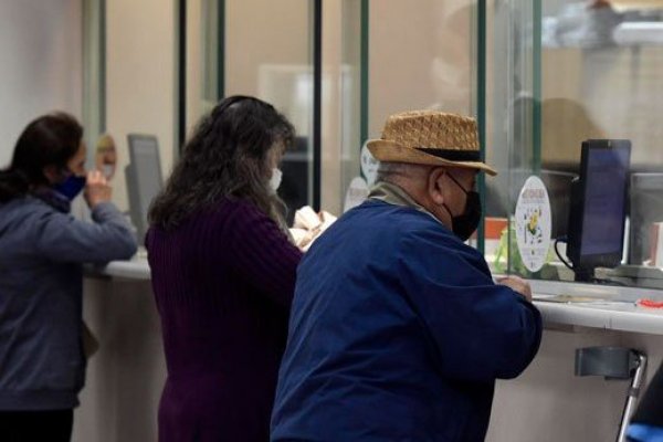 Casi el 20% de quienes iniciaron su trámite de pensión decidieron congelar sus fondos en una cuenta corriente