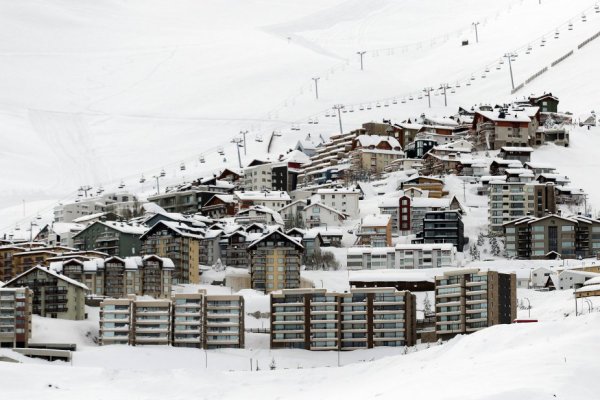 La nieve llegó a los centro de Ski