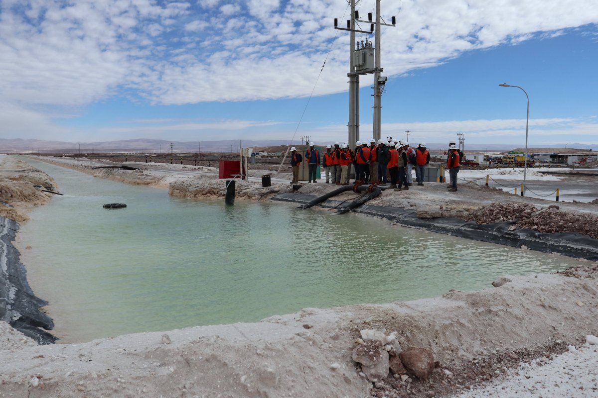 <p>La soterrada disputa por la sentencia que dejó sin efecto el plan de cumplimiento de SQM en el Salar de Atacama</p>