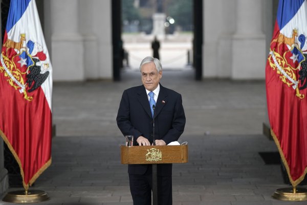 <p>Piñera descarta veto y promulga ley que limita reelección de autoridades</p>