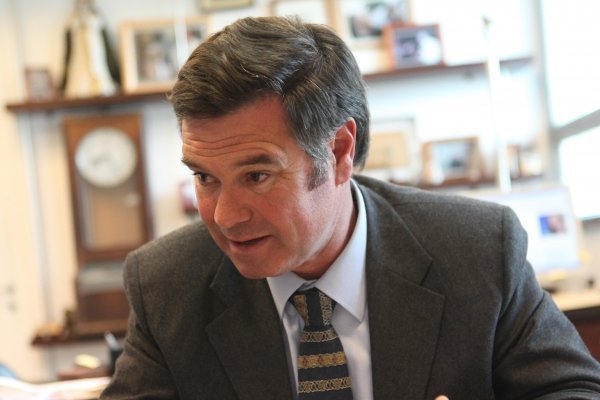Senador Ossandón podría ser formalizado por por tráfico de influencias