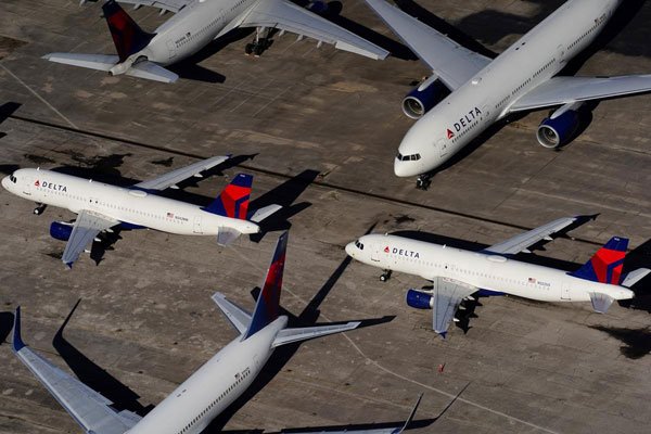 Delta agregará no más de 500 vuelos en agosto, después de planificar sumar unos 1.000 viajes. Foto: Reuters