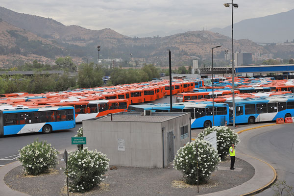 Express concretó la venta de sus terminales en cinco comunas de Santiago en junio pasado. Foto: Julio Castro