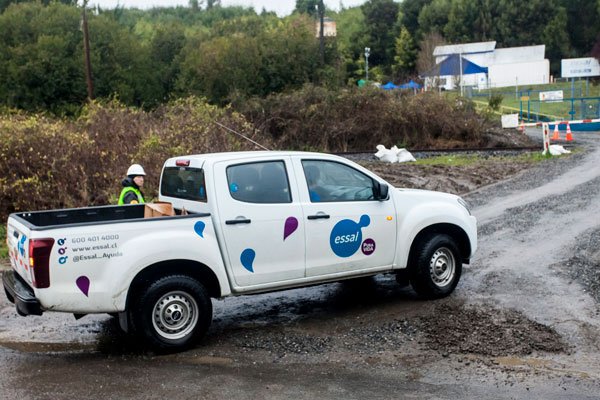 <p>El proceso de caducidad se inició tras el corte de agua que afectó a Osorno. Foto: Agencia Uno</p>