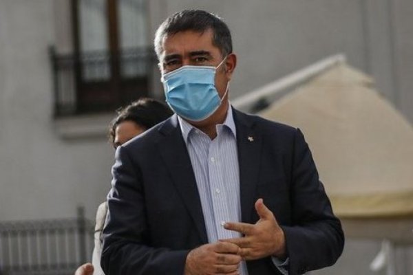 Desbordes acusa dramatismo del gobierno por retiro de fondos: “No se muere la derecha ni cayó el modelo”