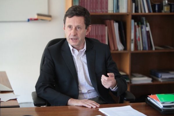De Gregorio y 10%: “Con un Gobierno que anda siempre atrasado y una oposición cubierta de populismo, es difícil llegar a acuerdos”
