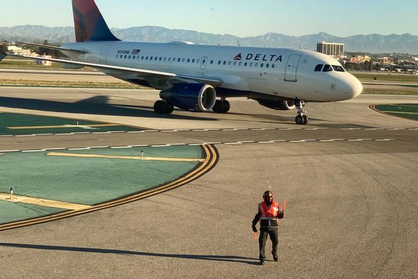 Delta pide “respetuosamente” al Tribunal que apruebe los aportes de Qatar y Cueto a Latam